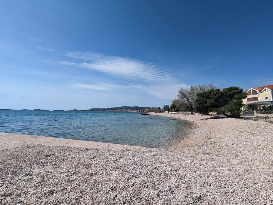 Zeezicht Appartement 50M From Beach سريما المظهر الخارجي الصورة