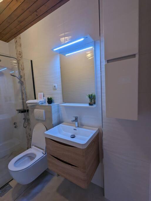 Zeezicht Appartement 50M From Beach سريما المظهر الخارجي الصورة