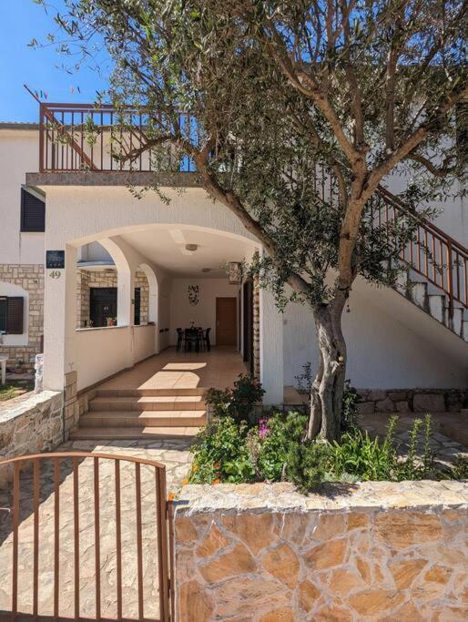 Zeezicht Appartement 50M From Beach سريما المظهر الخارجي الصورة